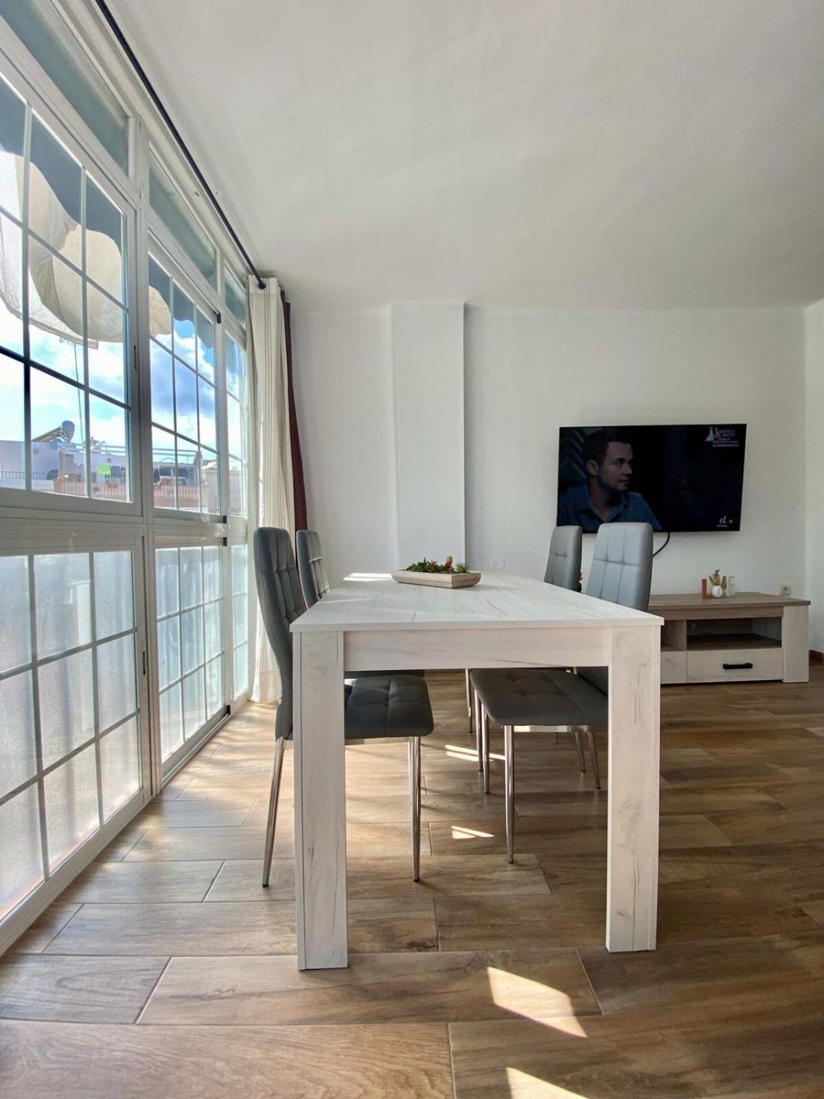 Shr042 Centrico Apartamento De Tres Habitaciones Nerja Exteriör bild