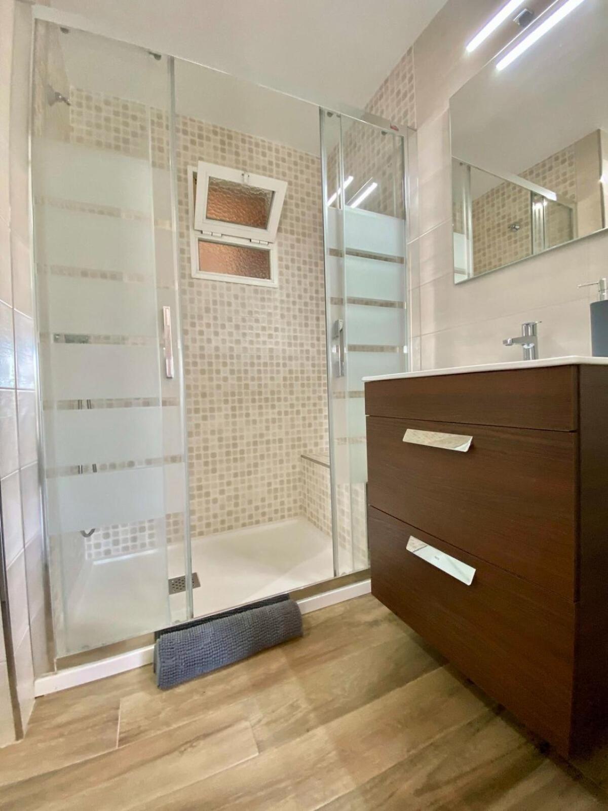 Shr042 Centrico Apartamento De Tres Habitaciones Nerja Exteriör bild